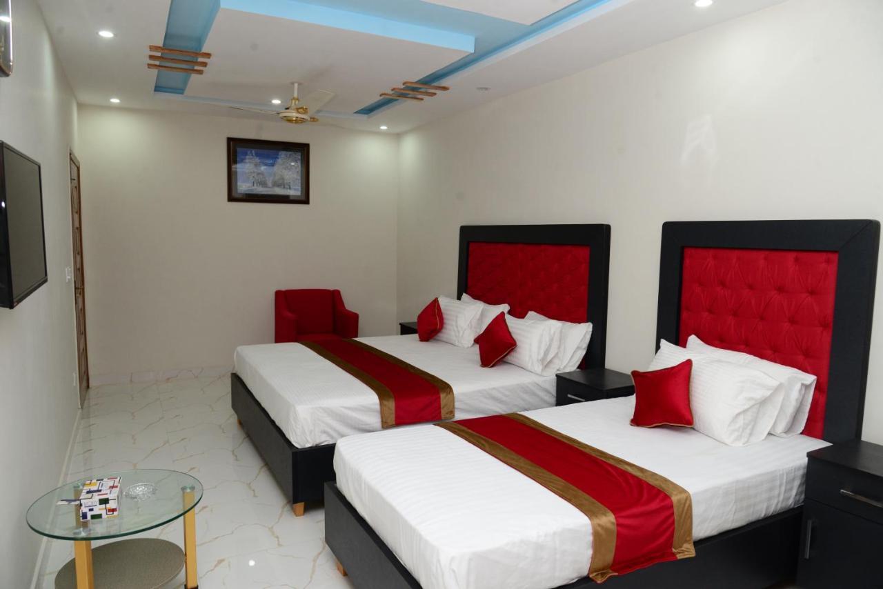 Hotel Deluxe Lahore Exterior foto