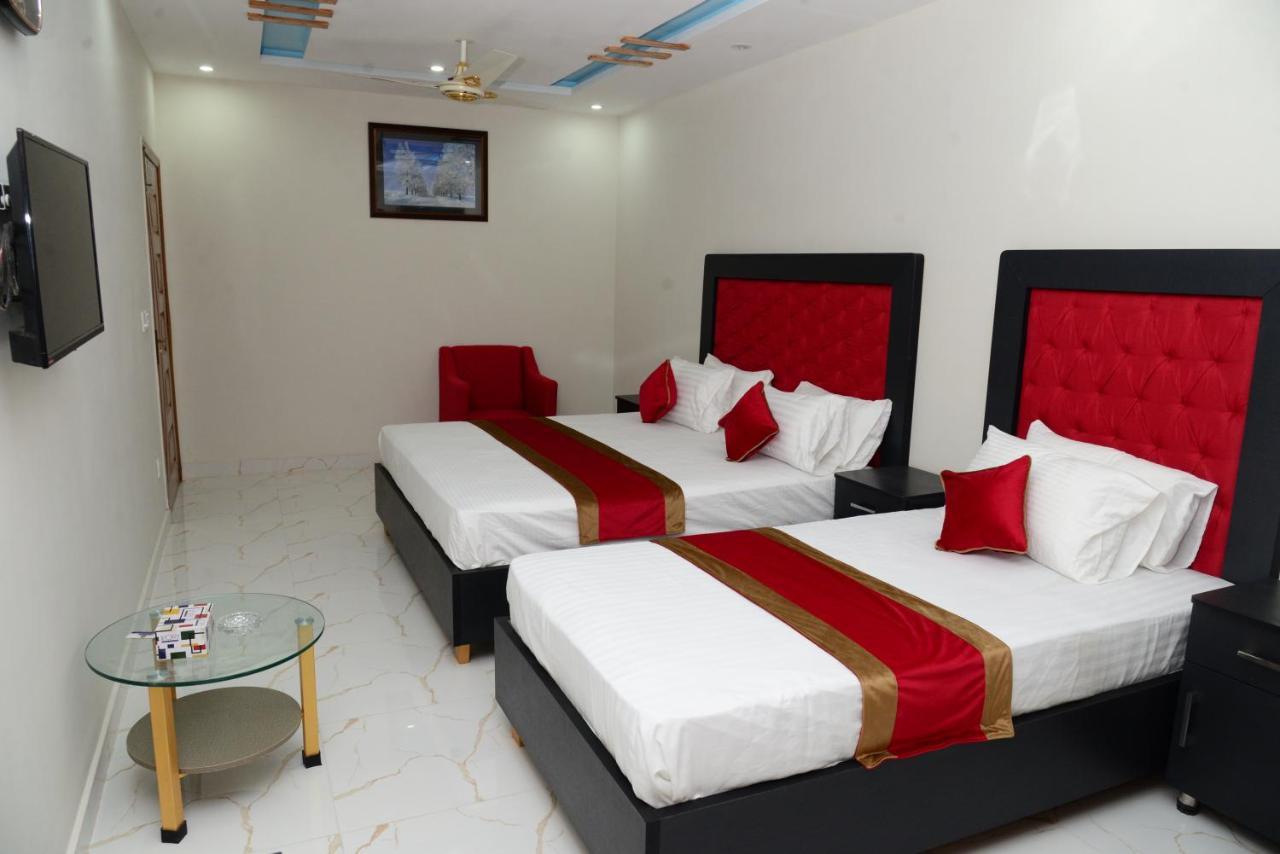 Hotel Deluxe Lahore Exterior foto